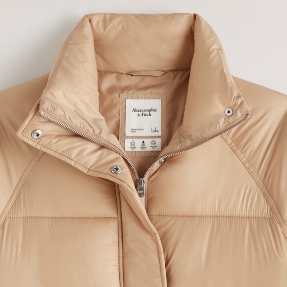 🧡 Abercrombie Oversized Utility Puffer Light Brown - Picture 9 of 10